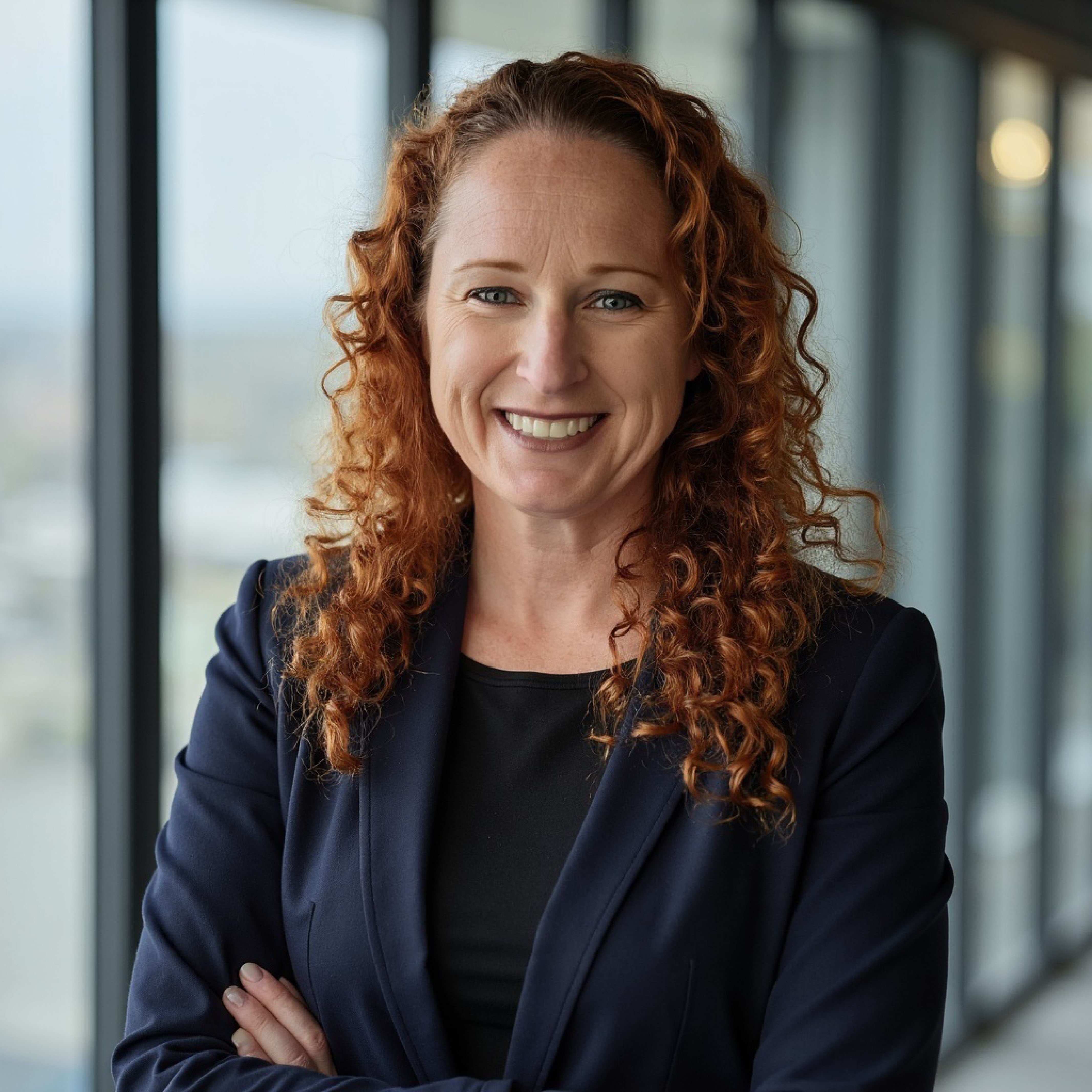 Julie Zeller Headshot